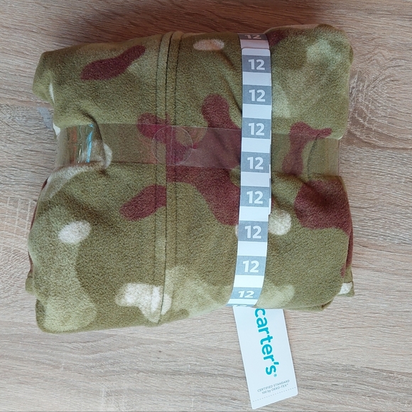 Carters nwt footed pajamas size 12 - Picture 6 of 9